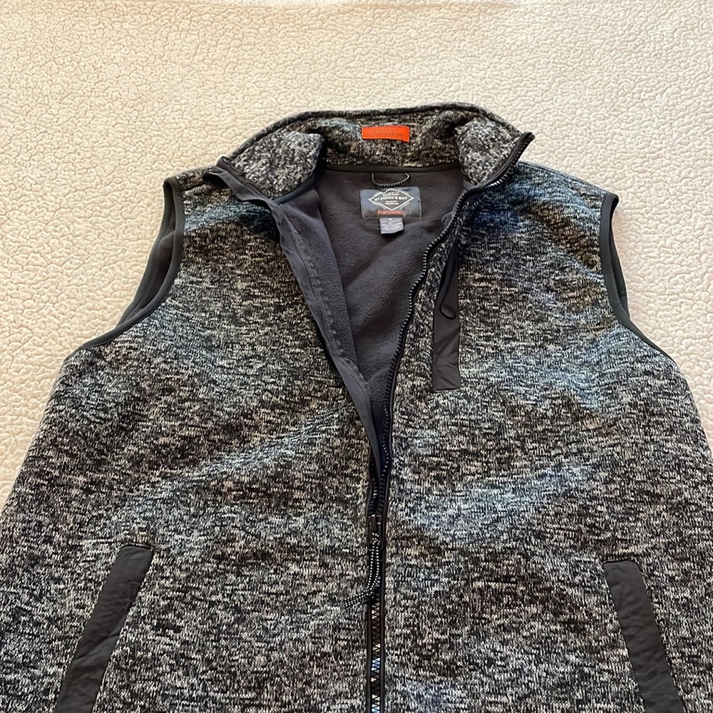 Vest - Picture 4 of 6